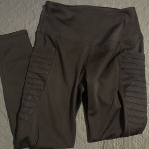 Black High-Rise Performance Leggings